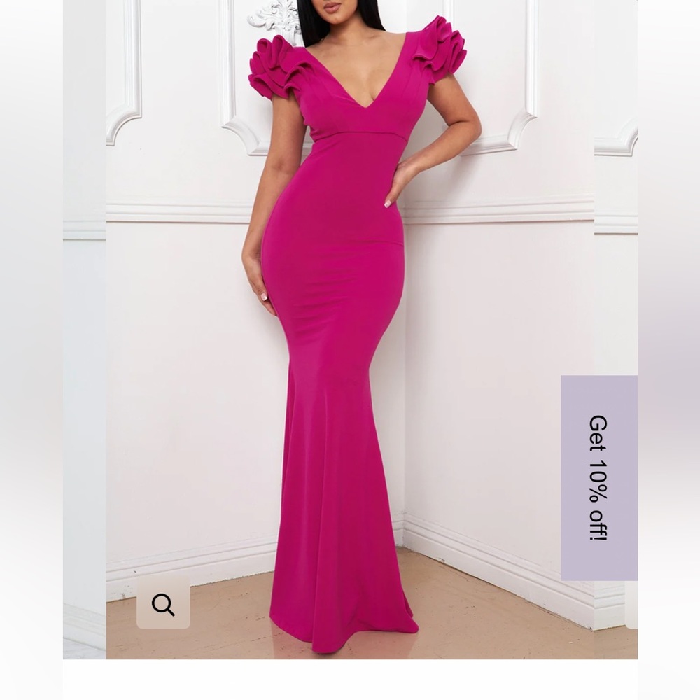 Hemline Leena Gown - Picture 2 of 4